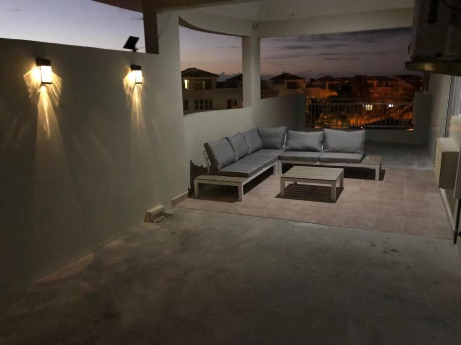Haudimar Ph Beachfront Apt 4Br/3Bath Isabela Esterno foto