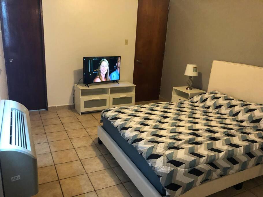 Haudimar Ph Beachfront Apt 4Br/3Bath Isabela Esterno foto