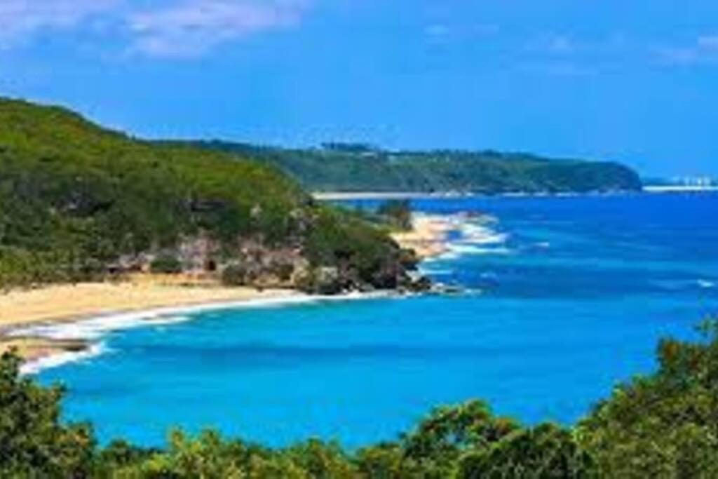 Haudimar Ph Beachfront Apt 4Br/3Bath Isabela Esterno foto