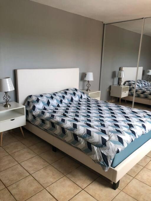 Haudimar Ph Beachfront Apt 4Br/3Bath Isabela Esterno foto