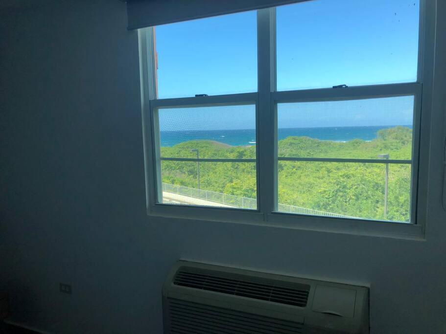 Haudimar Ph Beachfront Apt 4Br/3Bath Isabela Esterno foto